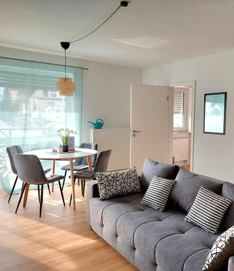 Moderne Wohnung Mit Vollausstattung In Ruhiger Lage, W-Lan Grossrohrsdorf 外观 照片